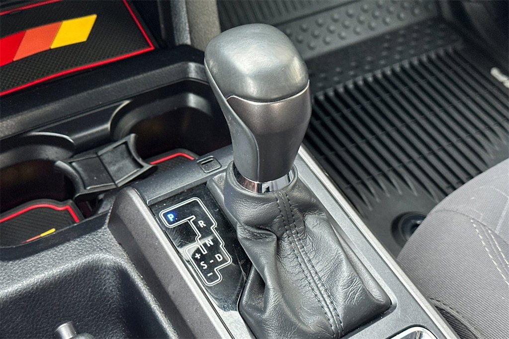 Used 2019 Toyota Tacoma TRD Sport image 22