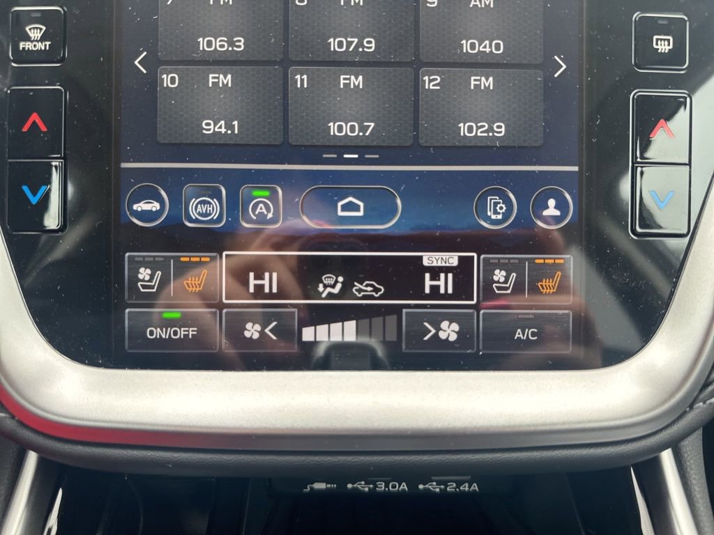 Used 2025 Subaru Outback Touring AWD/4WD image 8