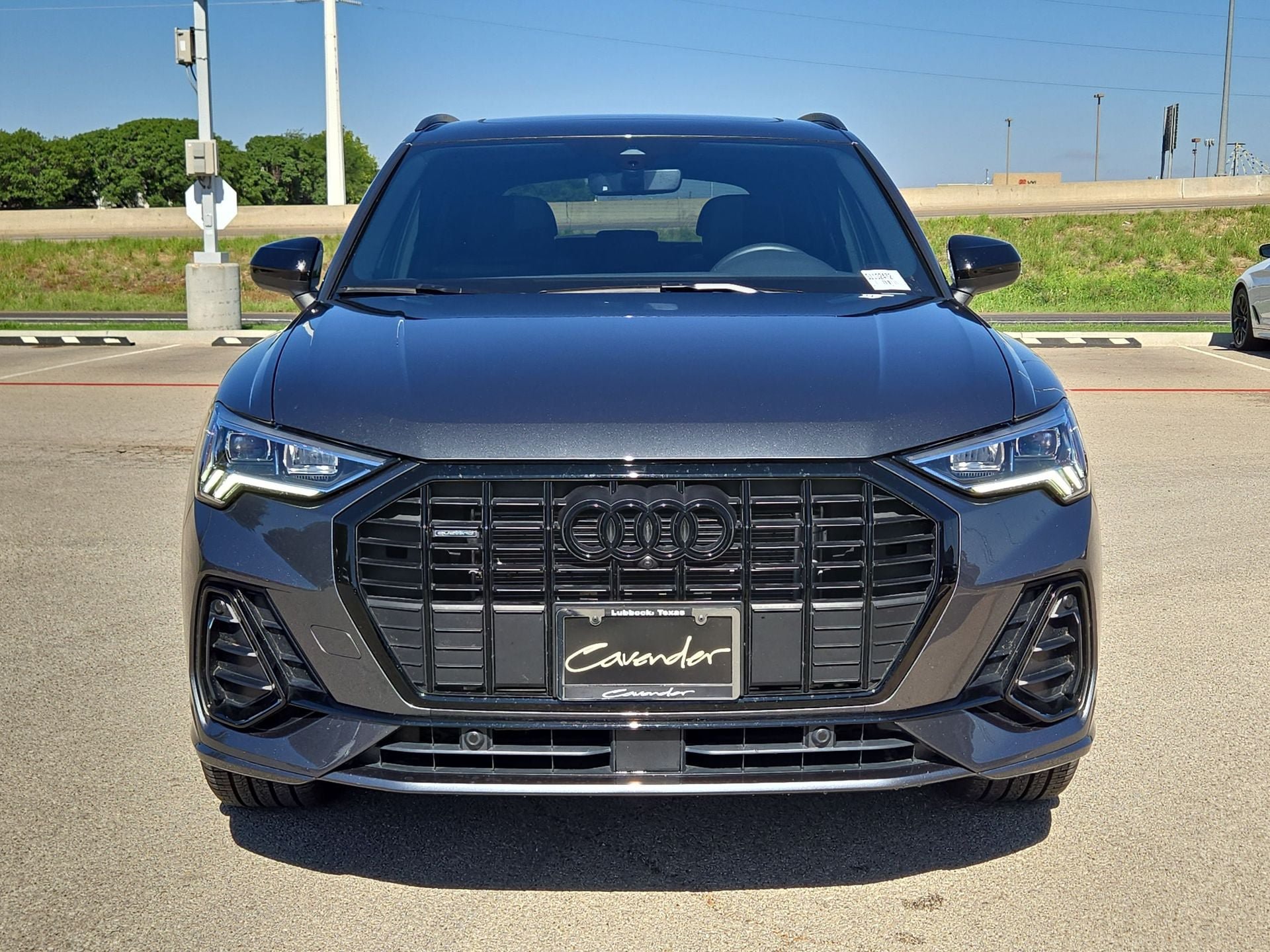 Certified 2025 Audi Q3 2.0T Premium Plus w/ Premium Plus Package AWD/4WD image 10