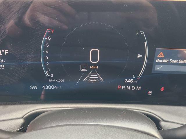 Used 2025 Cadillac XT4 Premium Luxury FWD image 15