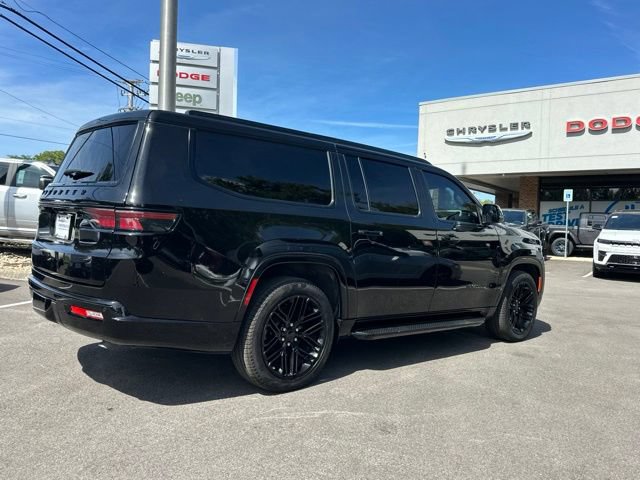 Used 2025 Jeep Wagoneer L Series II w/ Premium Group I AWD/4WD image 19