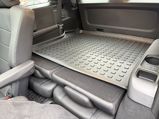 Certified 2024 Mercedes-Benz GLS 450 4MATIC image 21