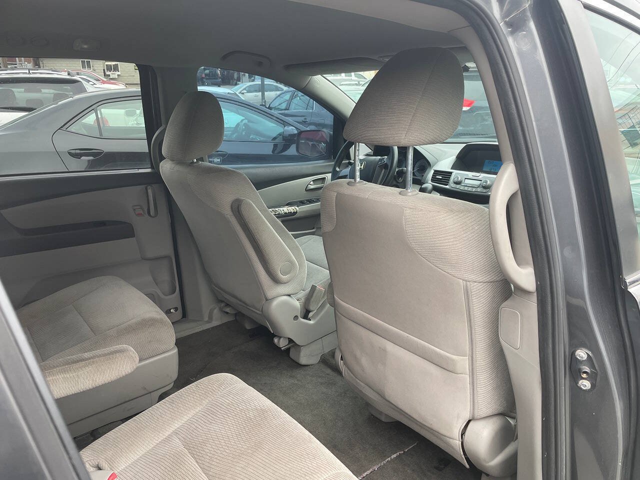 Used 2012 Honda Odyssey LX image 8
