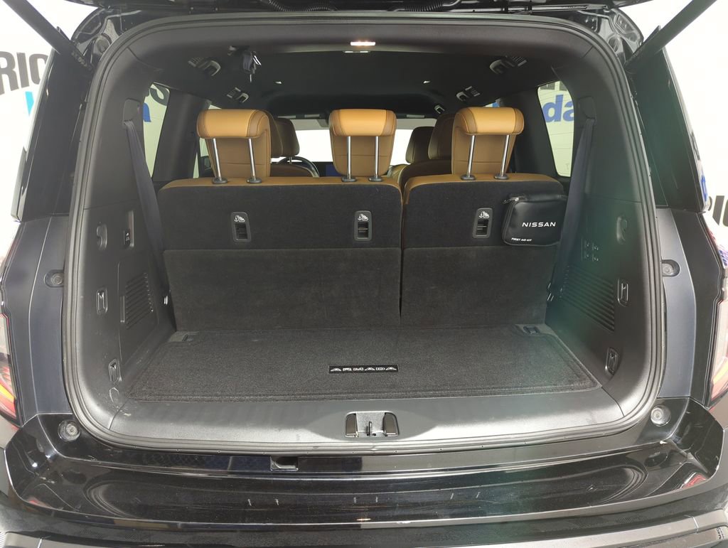 Used 2025 Nissan Armada SL w/ Captain's Chari Seat Package image 18