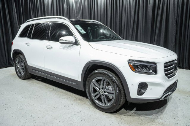 Certified 2026 Mercedes-Benz GLB 250 4MATIC image 3