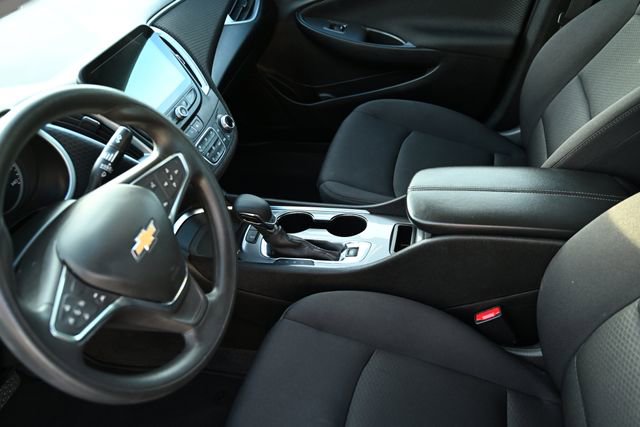 Used 2024 Chevrolet Malibu LT image 22