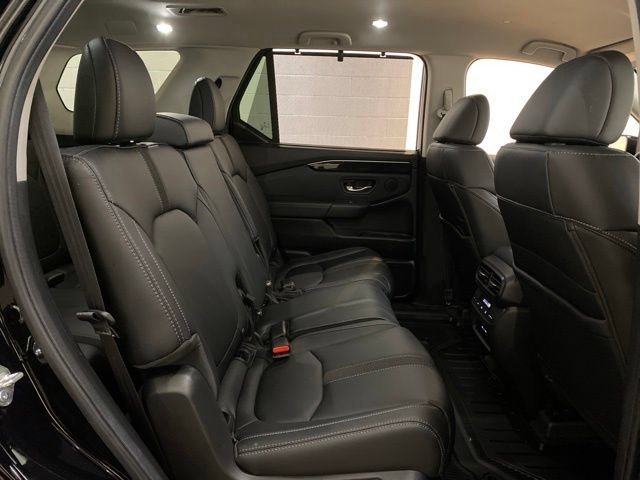 Used 2025 Honda Pilot EX-L image 24
