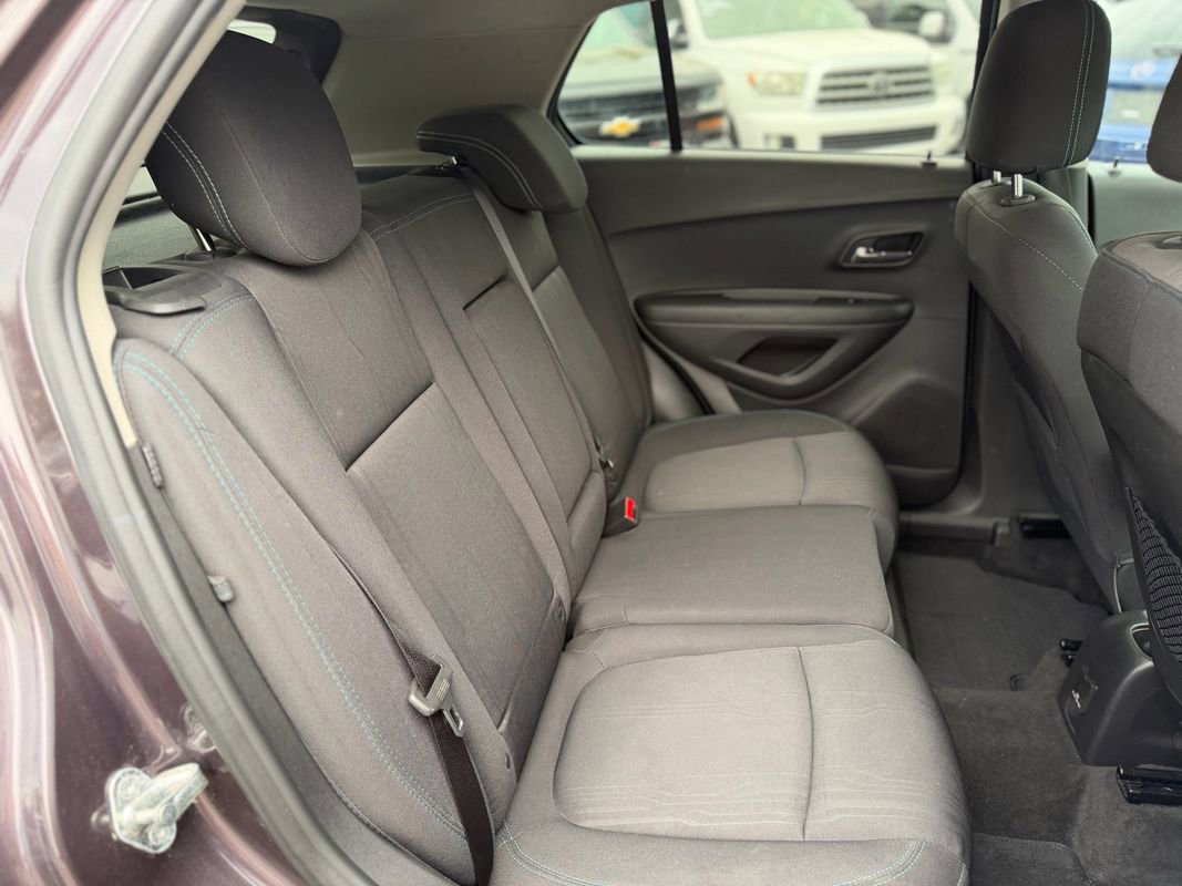 Used 2016 Chevrolet Trax LT AWD/4WD image 7