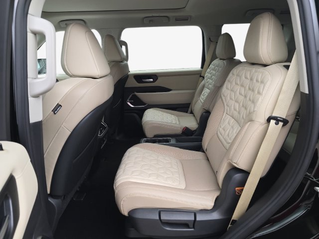 New 2027 Nissan Armada Platinum AWD/4WD image 14