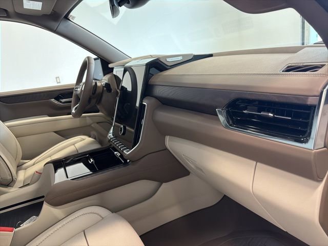 Used 2026 GMC Yukon Denali w/ Sun & Power Step Package image 45