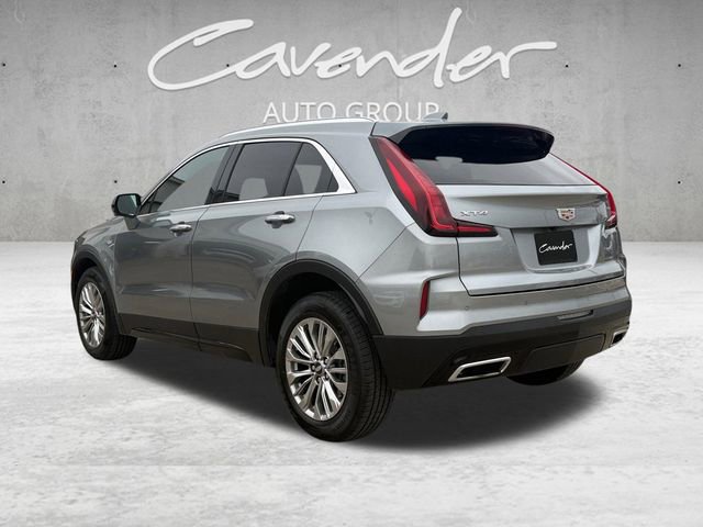 Used 2025 Cadillac XT4 Premium Luxury FWD image 14