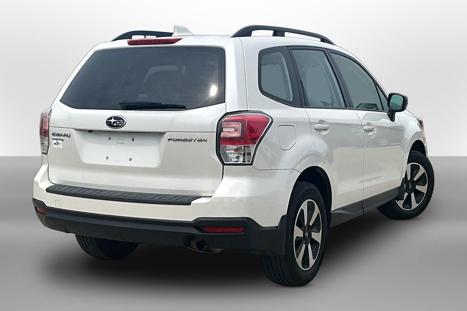 Used 2018 Subaru Forester 2.5i w/ Protection Package #1 AWD/4WD image 11