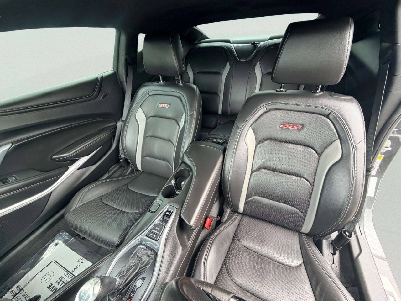 Used 2018 Chevrolet Camaro SS RWD image 14