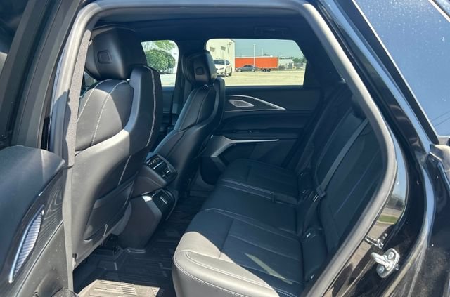 Certified 2024 Cadillac Lyriq Sport w/ LPO, Floor Liner Package AWD/4WD image 7