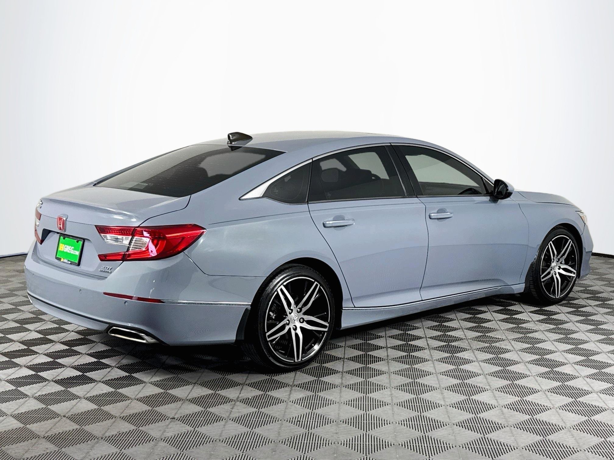 Used 2022 Honda Accord Touring image 8