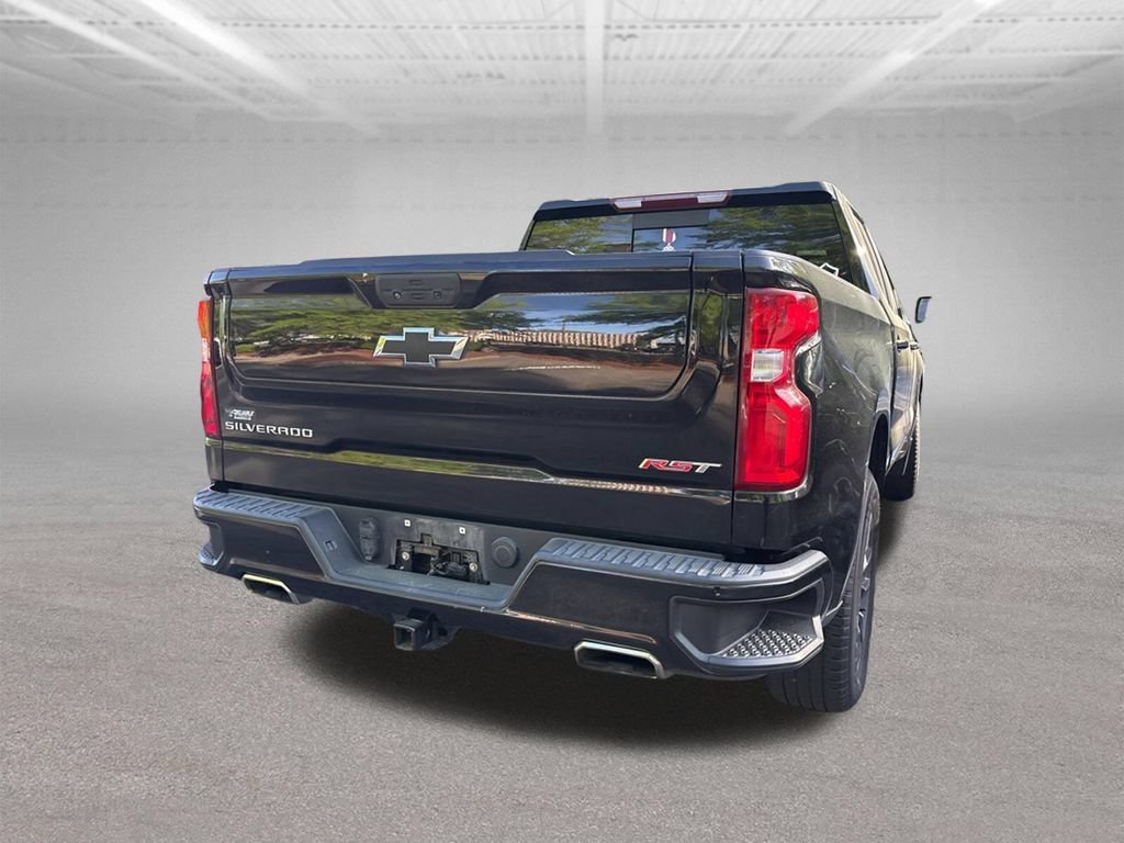 Used 2022 Chevrolet Silverado 1500 RST AWD/4WD image 9