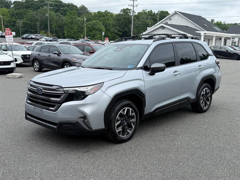 Used 2025 Subaru Forester Premium AWD/4WD image 7