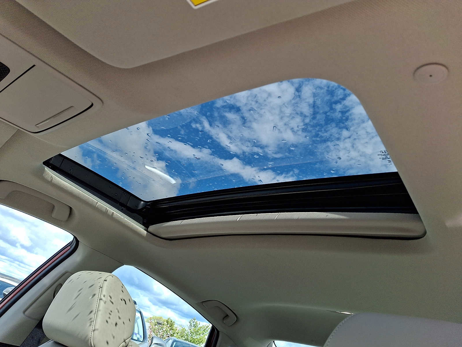 Used 2023 Honda Accord Touring image 12