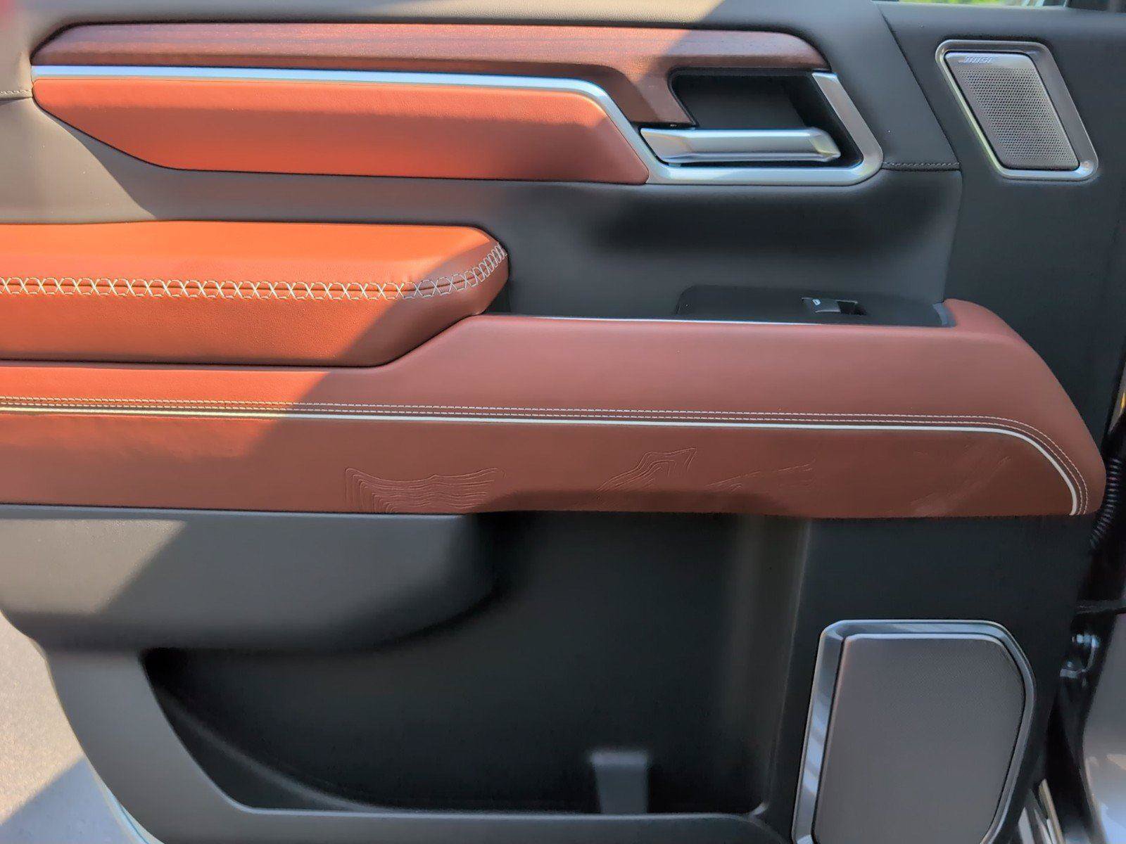 New 2026 GMC Sierra 2500 Denali Ultimate AWD/4WD image 37