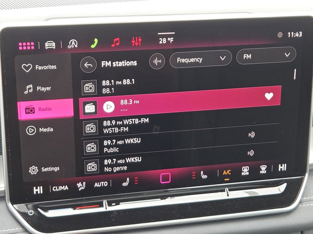 New 2026 Volkswagen Tiguan SE R-Line image 13