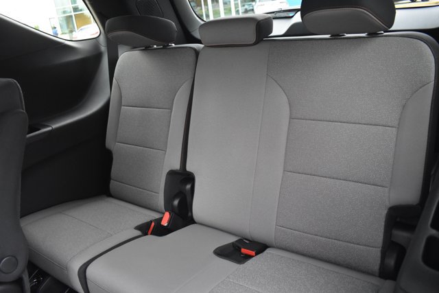 New 2026 Chevrolet Traverse LT w/ Midnight/Sport Edition FWD image 16