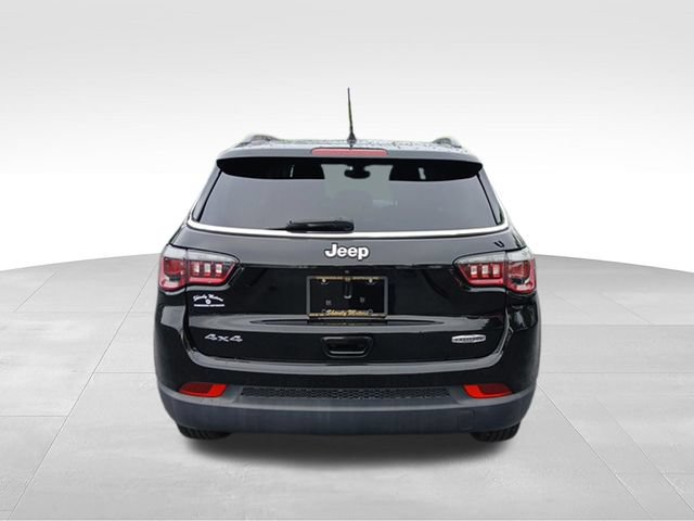 Used 2019 Jeep Compass Latitude AWD/4WD image 6