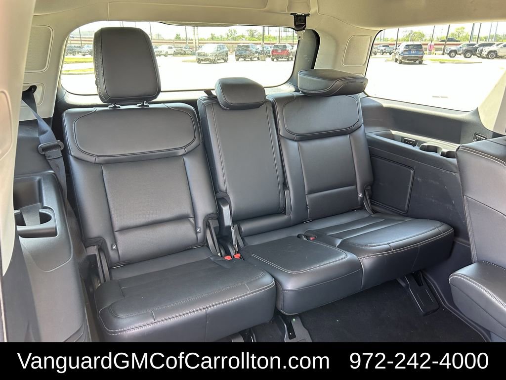 Used 2025 Ford Expedition Platinum image 32