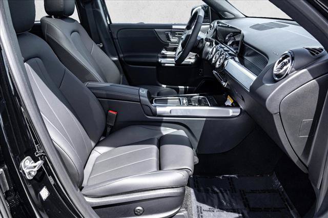 New 2026 Mercedes-Benz GLB 250 4MATIC image 27