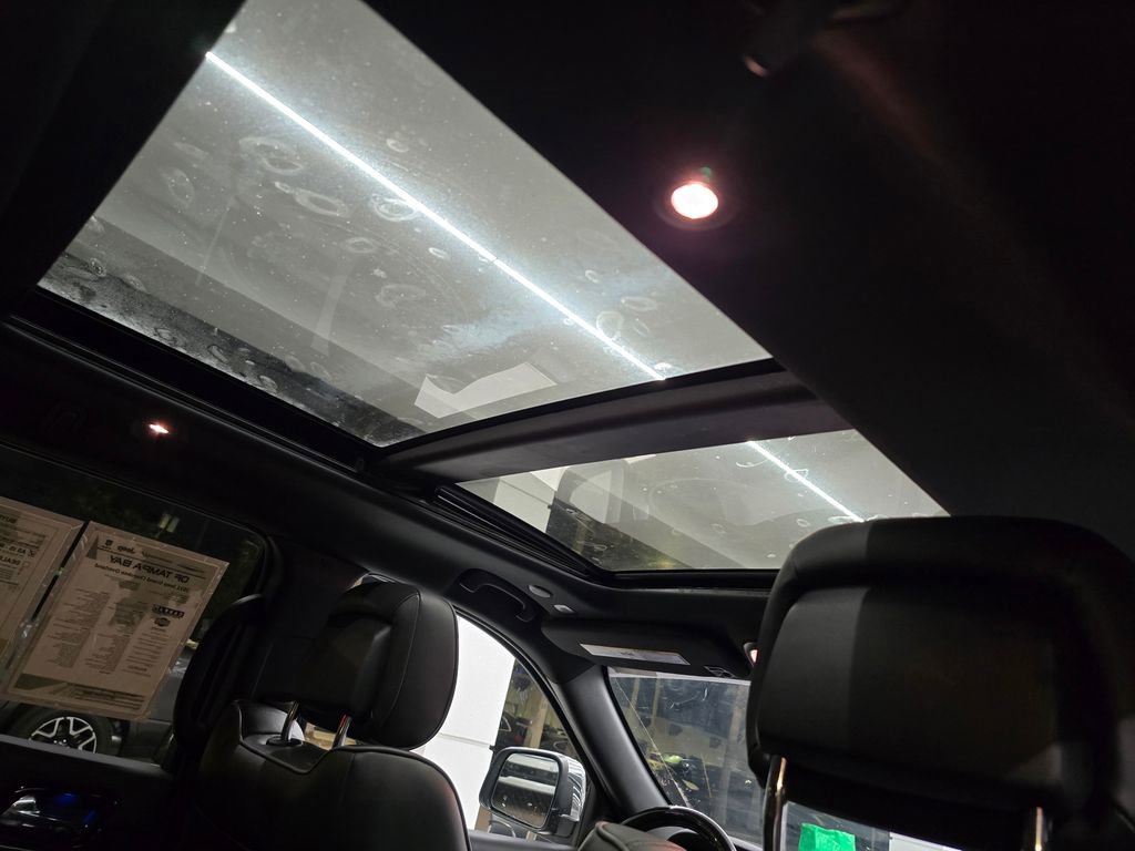 Used 2021 Jeep Grand Cherokee Overland image 40