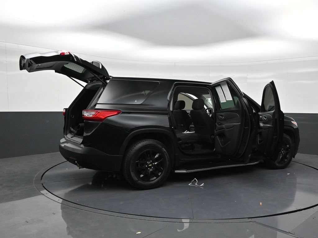 Used 2020 Chevrolet Traverse LS FWD image 29