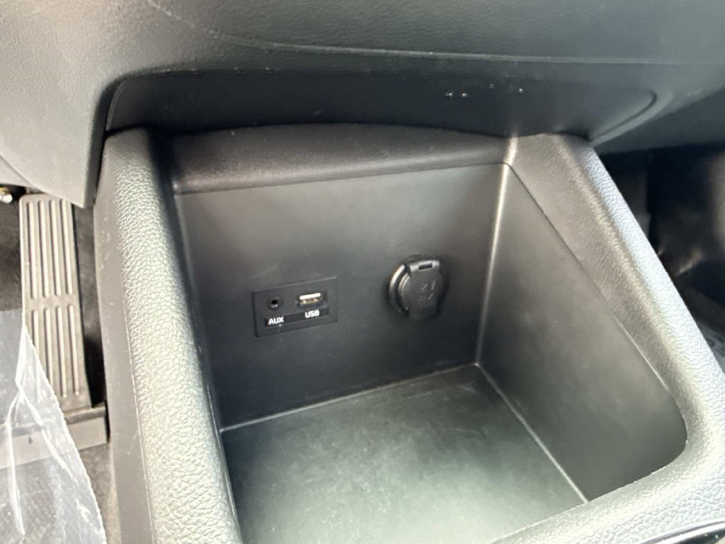Used 2017 Kia Forte LX FWD image 29