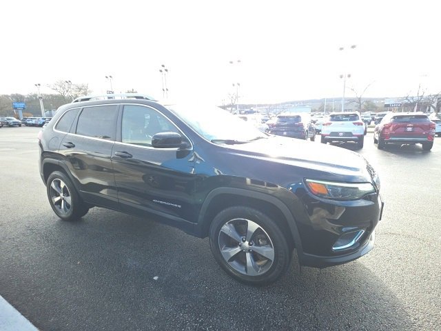 Used 2020 Jeep Cherokee Limited image 4
