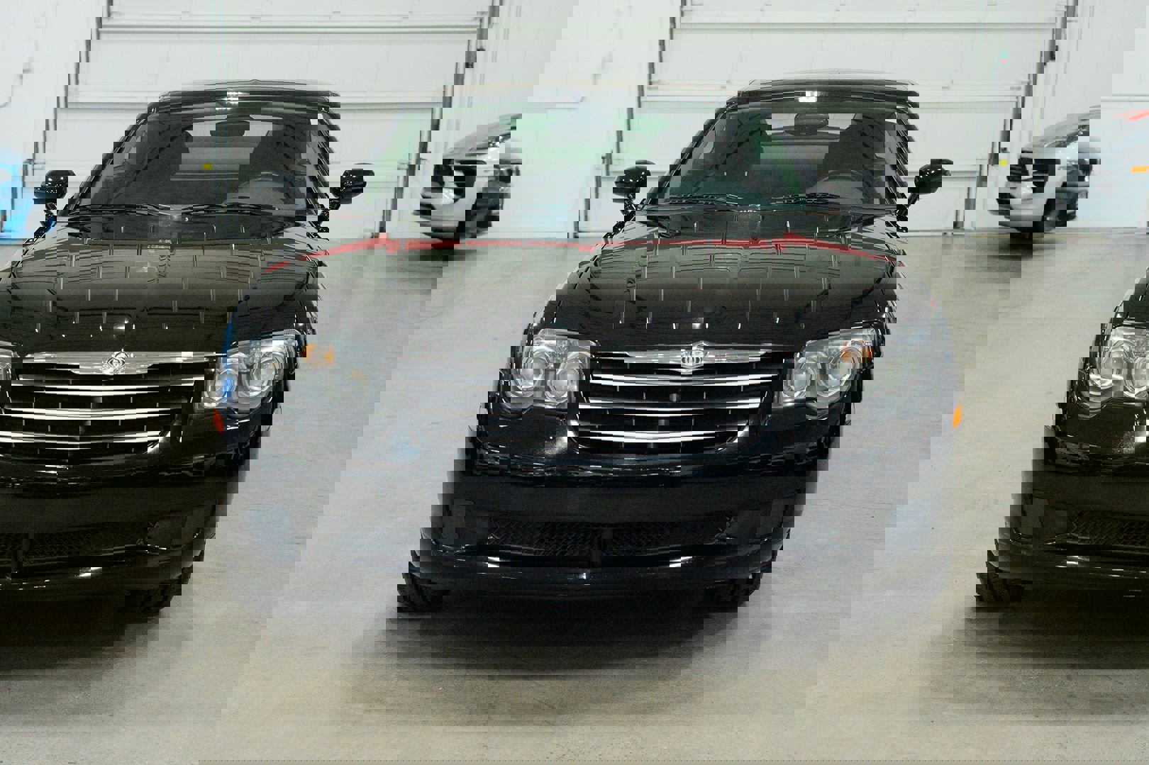 Used 2006 Chrysler Crossfire Coupe image 2