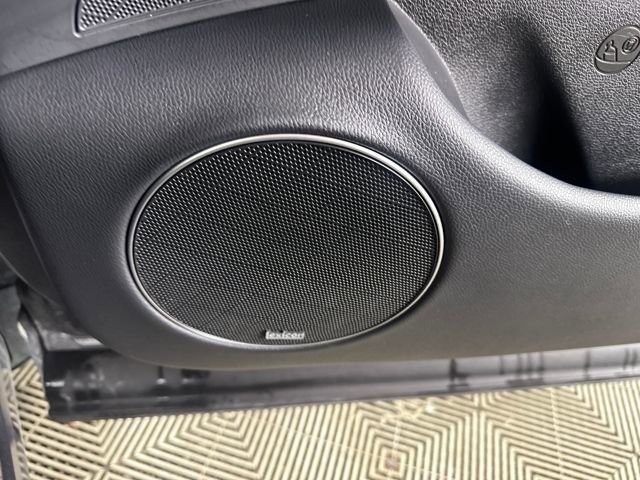 Used 2022 Genesis GV70 2.5T w/ Select Package image 30