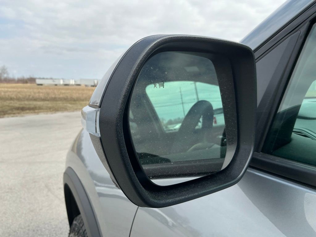 New 2026 Chevrolet Traverse Z71 w/ Driver Confidence Package image 12