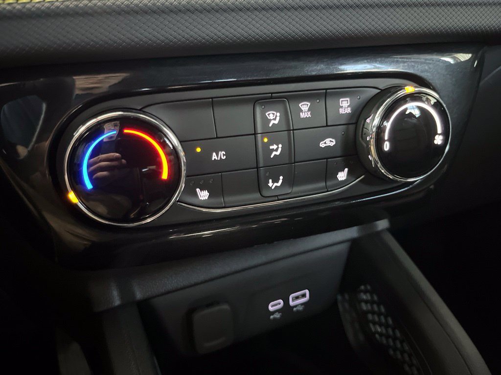 Used 2024 Chevrolet TrailBlazer ACTIV AWD/4WD image 14