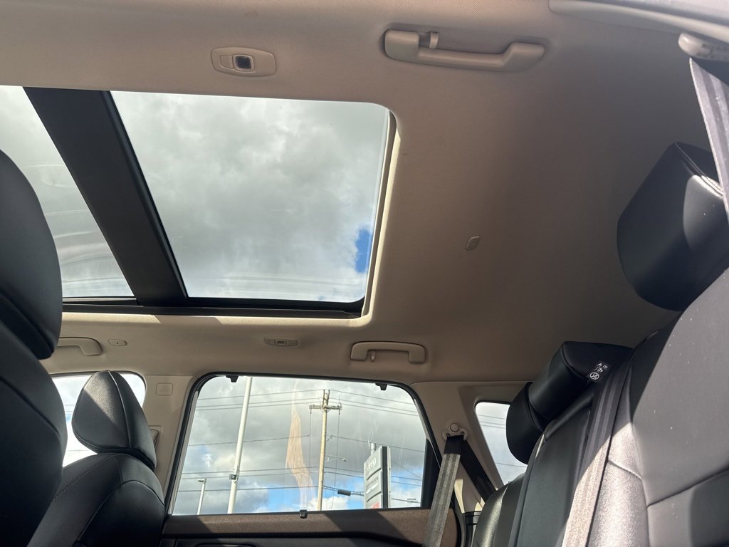 Used 2022 Nissan Rogue SL w/ SL Premium Package image 21