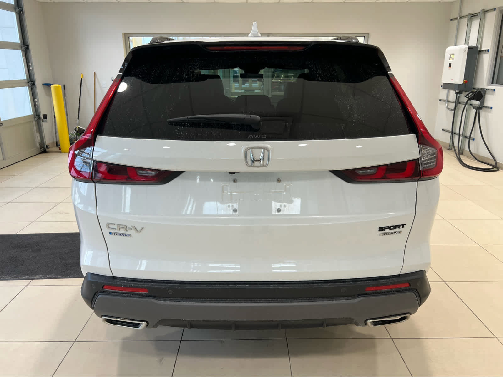 Used 2024 Honda CR-V Sport Touring image 5