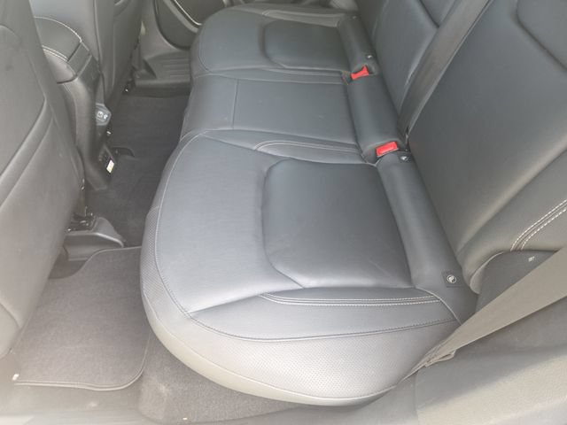 Used 2019 Jeep Renegade Limited w/ Safety and Security Group AWD/4WD image 28