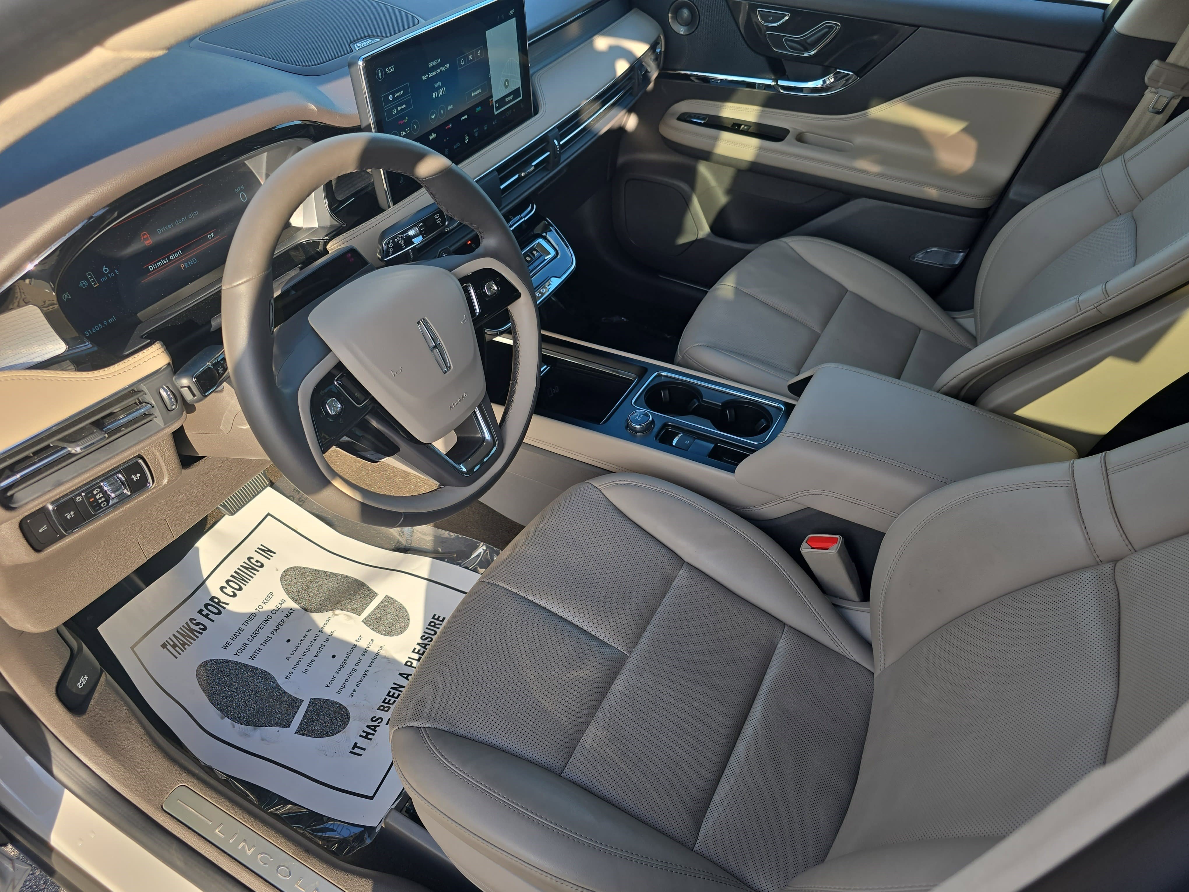 Certified 2023 Lincoln Corsair AWD w/ Equipment Group 102A image 16