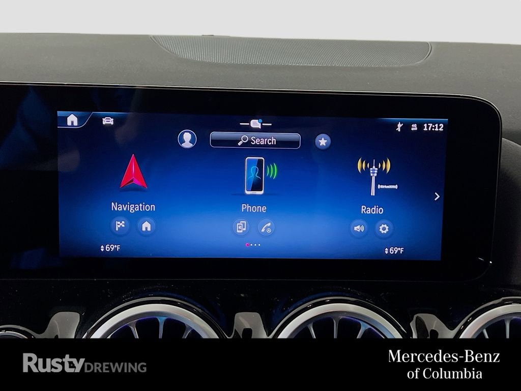 Used 2025 Mercedes-Benz GLA 250 4MATIC image 14