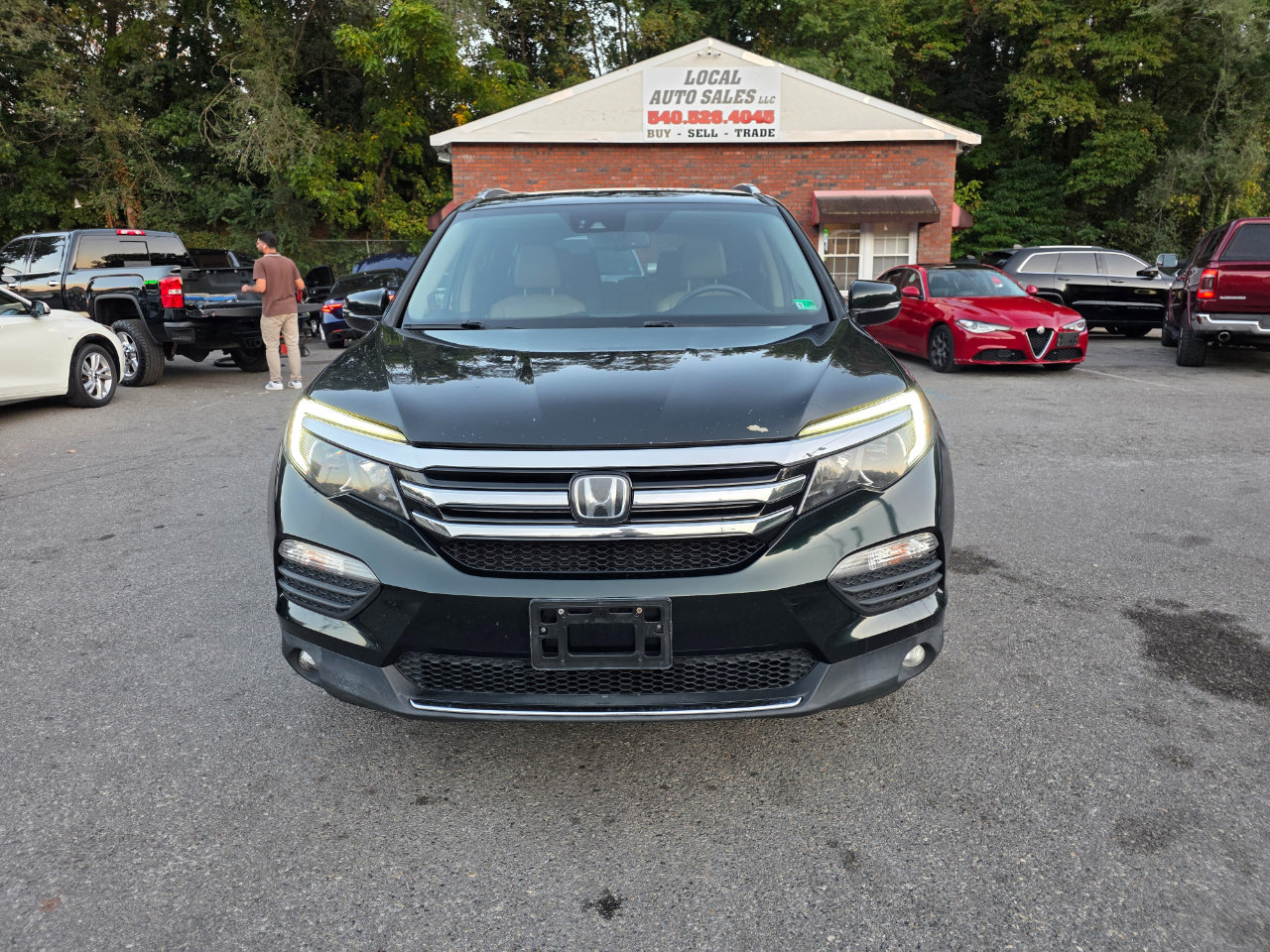 Used 2016 Honda Pilot Elite image 2