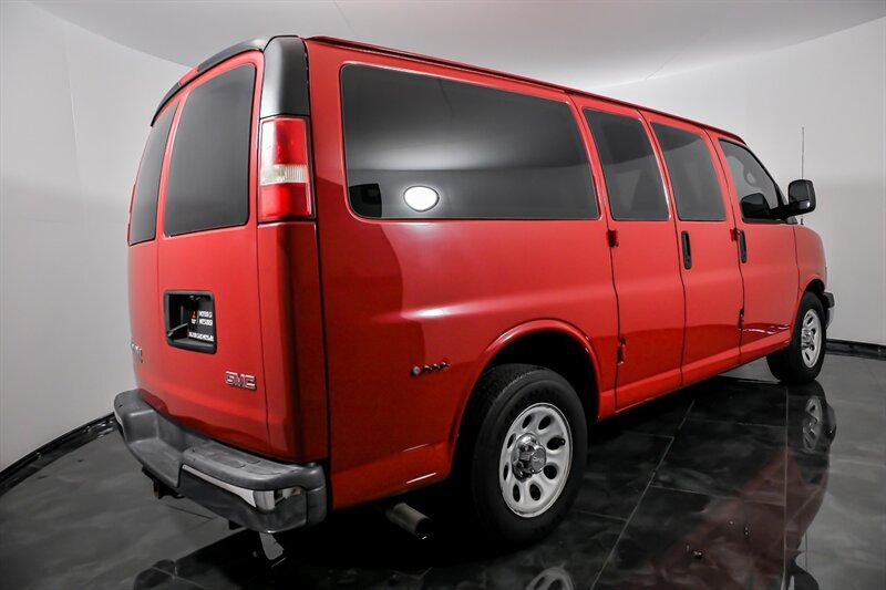 Used 2014 GMC Savana 1500 RWD image 9