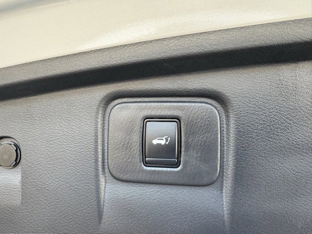 Used 2024 Nissan Murano Platinum w/ Cargo Package image 27