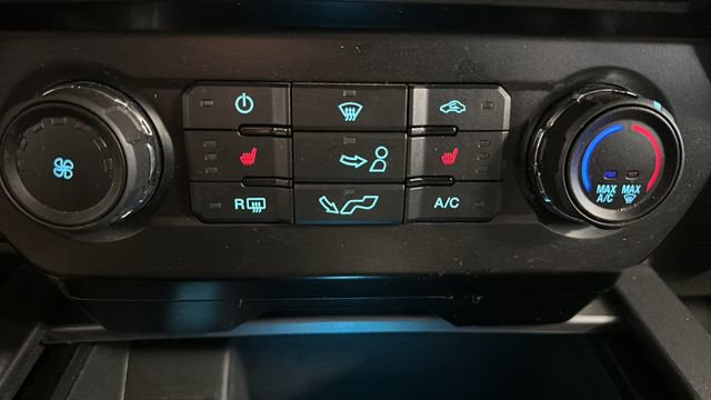 Used 2018 Ford F150 XLT w/ Equipment Group 302A Luxury AWD/4WD image 27
