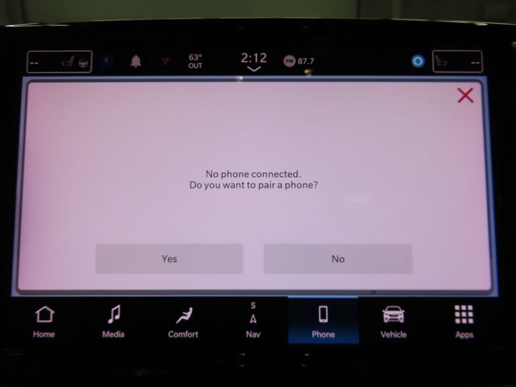 Used 2024 Chrysler Pacifica Limited FWD image 21