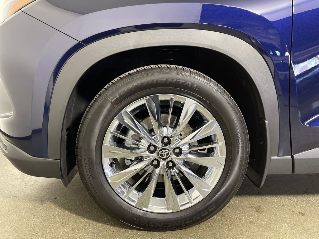 New 2026 Toyota Grand Highlander Platinum image 11