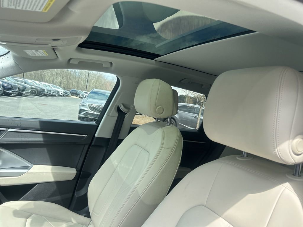 Used 2020 Audi Q3 2.0T Premium w/ Convenience Package image 10