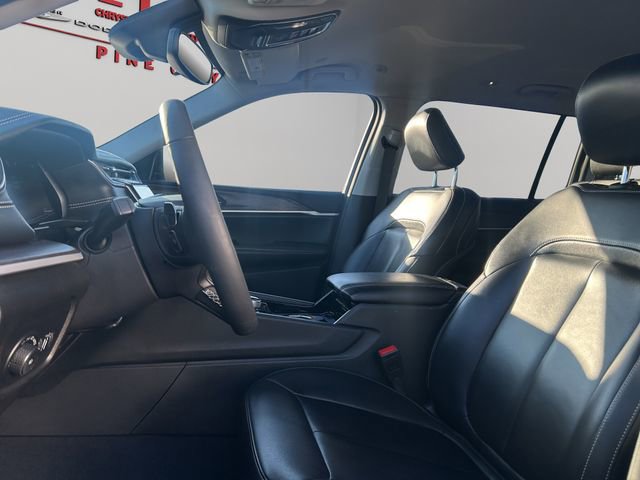 Used 2023 Jeep Grand Cherokee L Limited w/ Trailer Tow Group (B) image 34