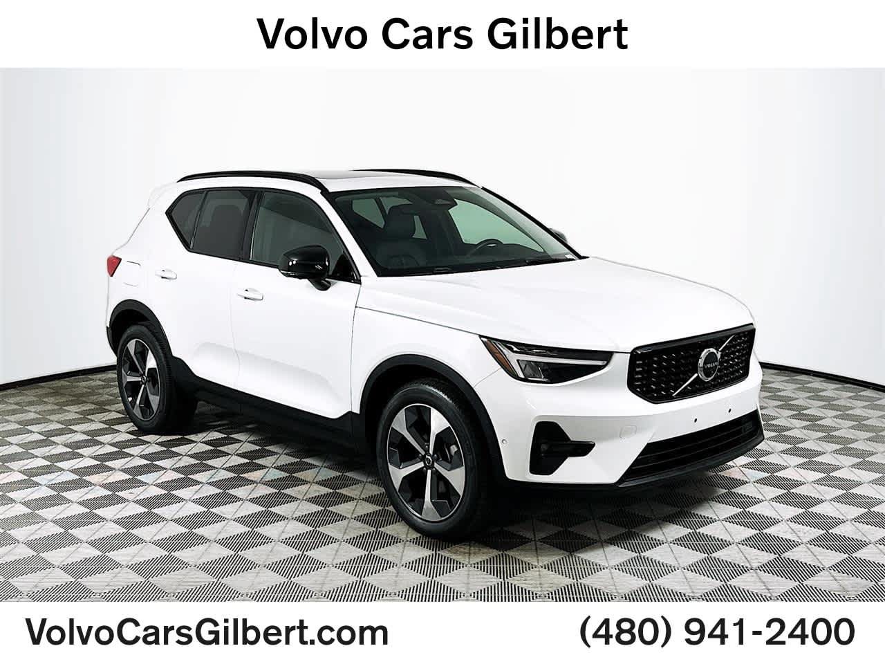 Used 2023 Volvo XC40 B5 Plus w/ Protection Package Premier AWD/4WD image 1